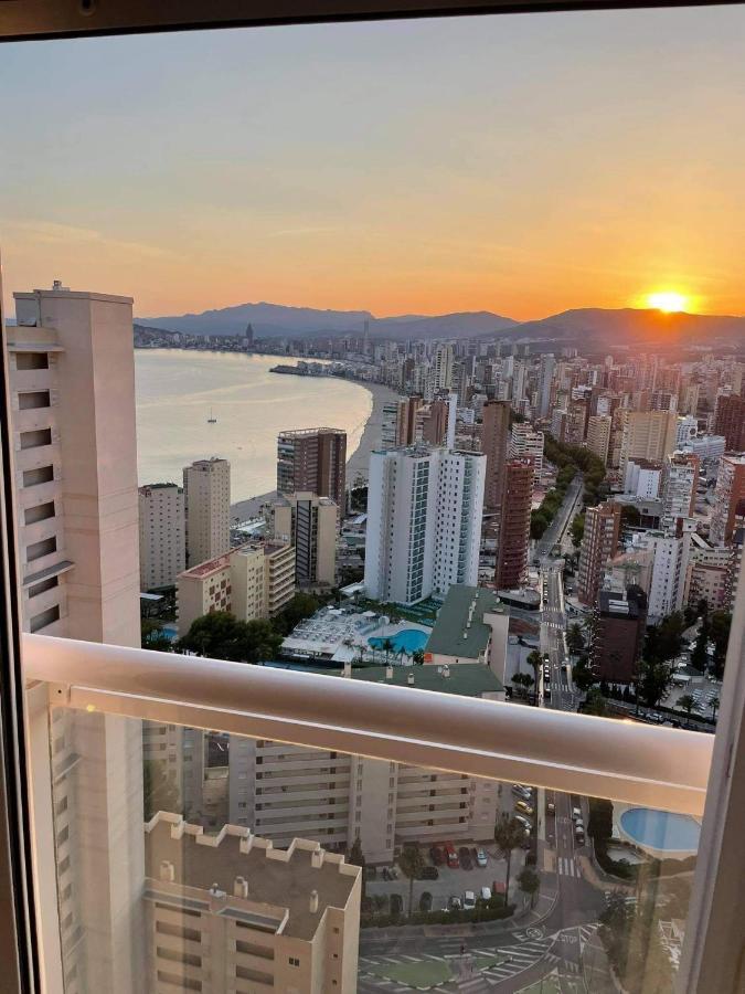 Benidorm San Remo Tower Apartment Екстериор снимка